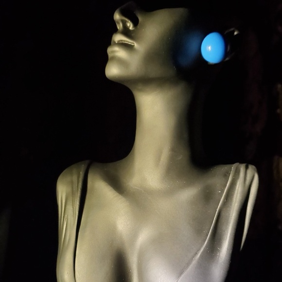 Sapphire Blue Ball-Shaped Large Silver Stud Earrings - Picture 5 of 11